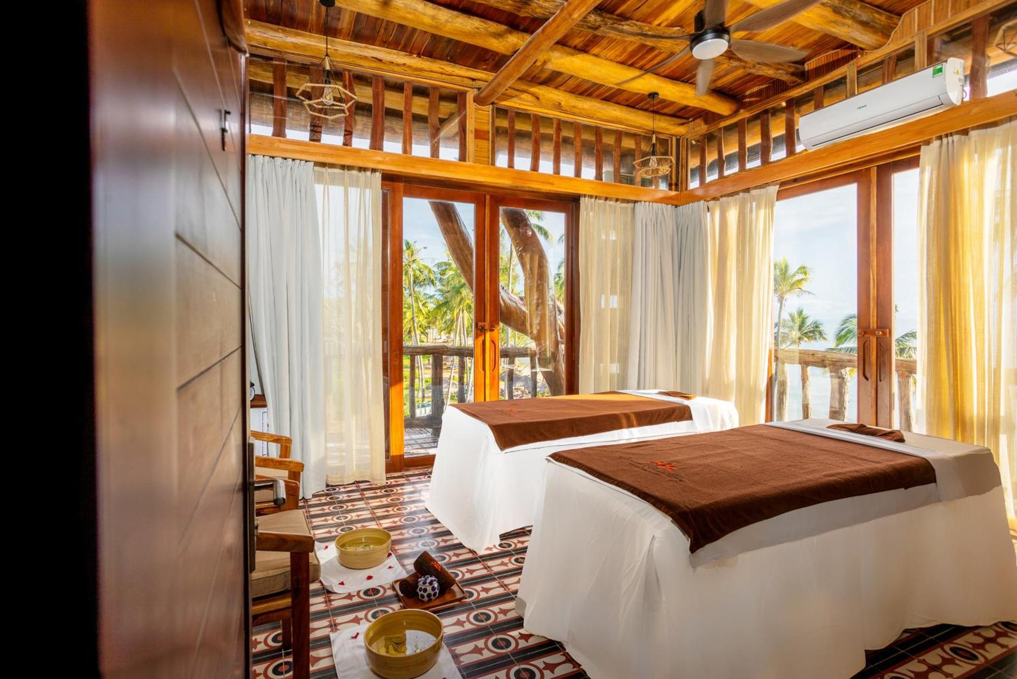 Grand Ocean Bay Resort Phú Quốc Exterior photo